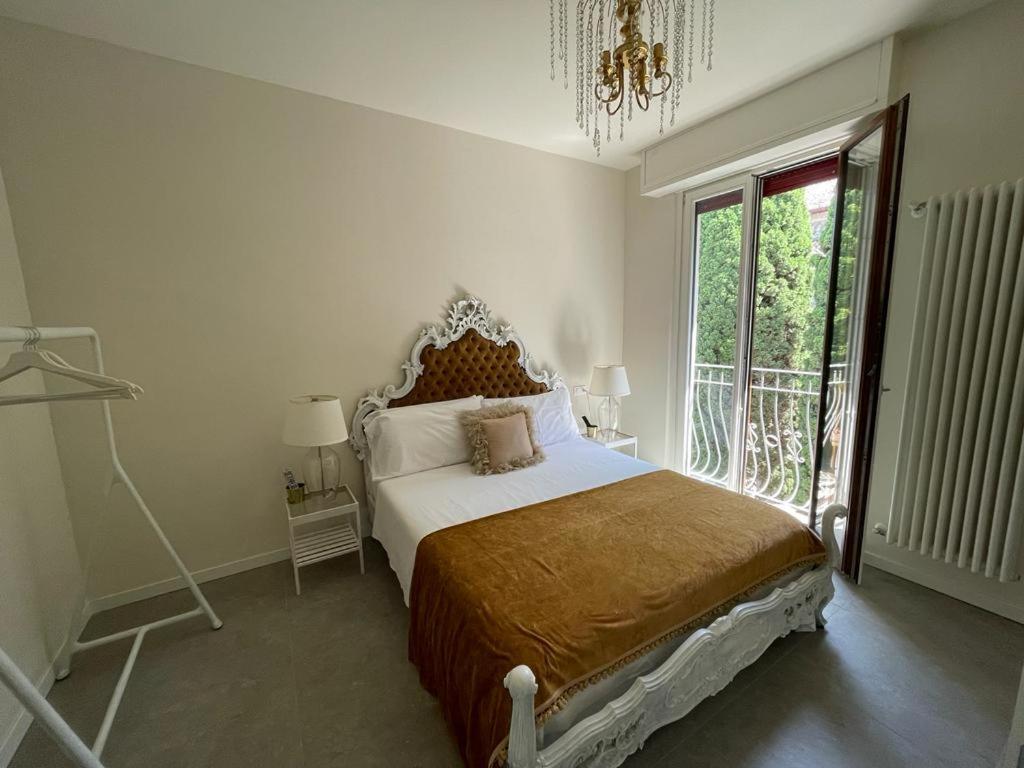 Prestige Sirmione Via Antiche Mura Εξωτερικό φωτογραφία